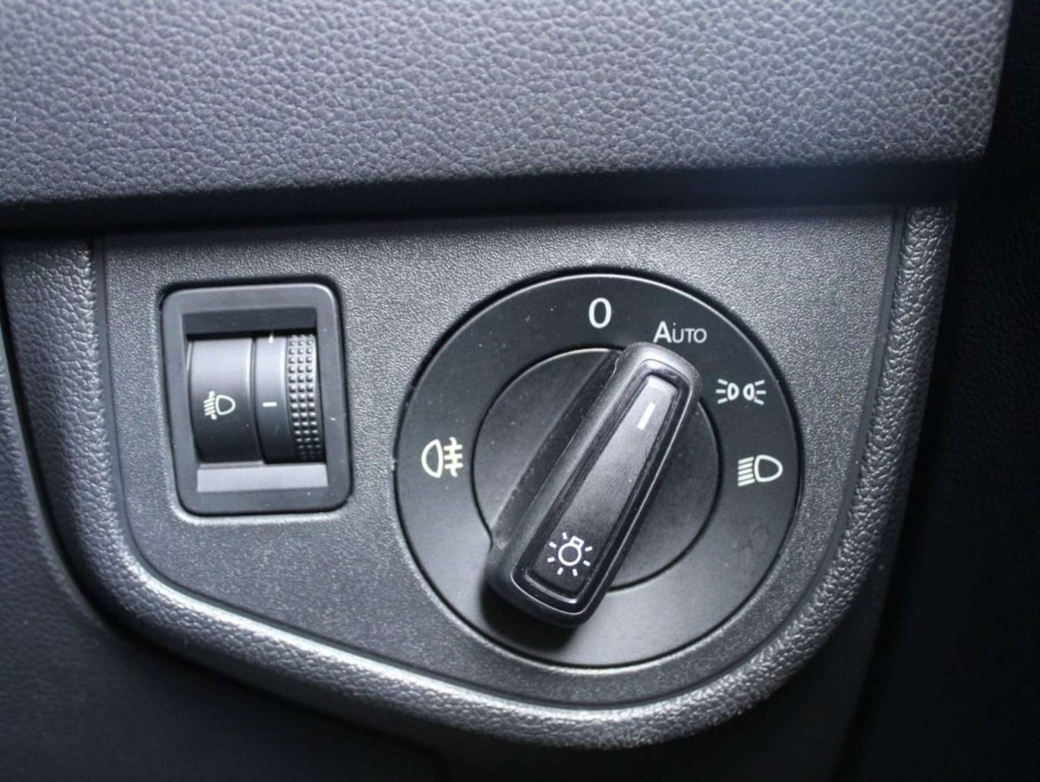 Used Volkswagen Polo 2019 for sale - 76601995: Photo 11