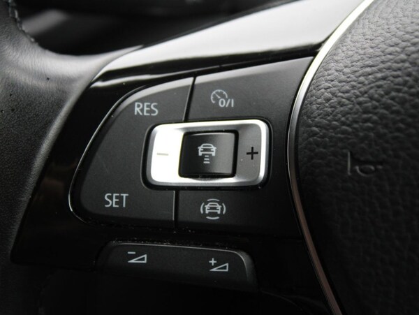 Used Volkswagen T-Roc 2019 for sale - 73719991: Photo 12