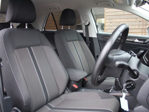 Used Volkswagen T-Roc 2019 for sale - 73719991: Photo 8