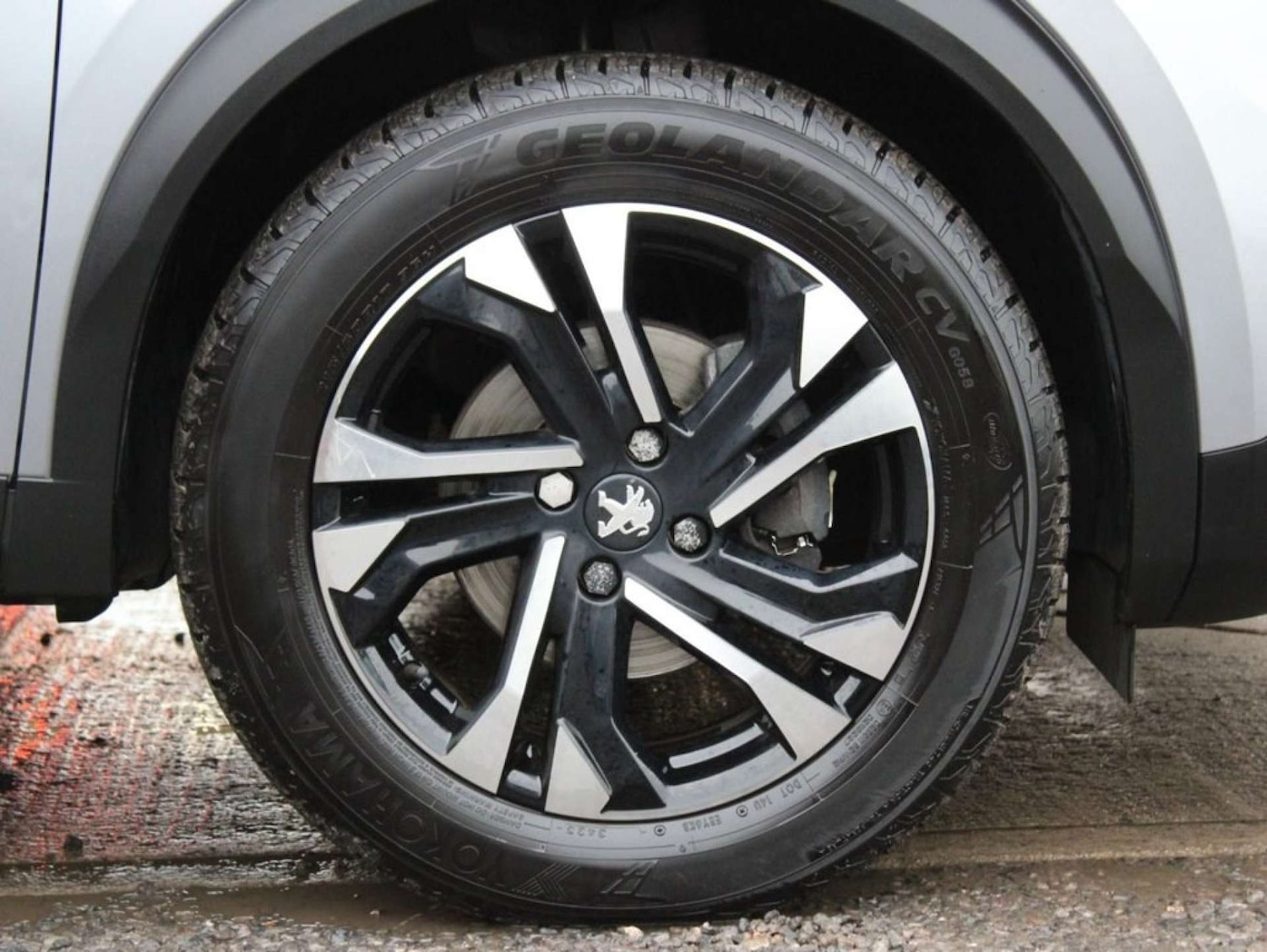 Used Peugeot 2008 2021 for sale - 76601742: Photo 8