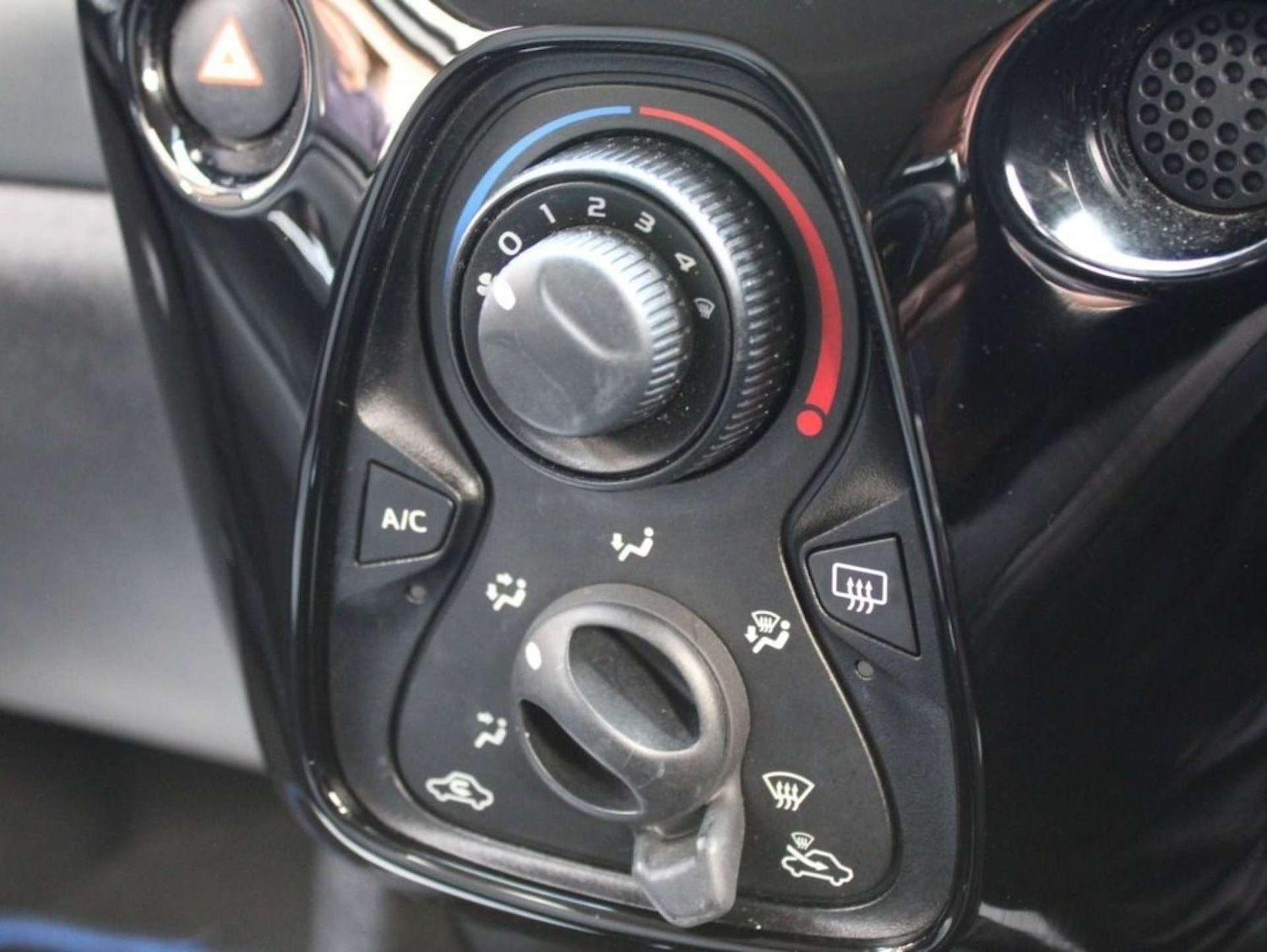 Used Citroen C1 2018 for sale - 76601660: Photo 11