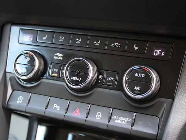 Used Skoda Karoq 2021 for sale - 76340288: Photo 16