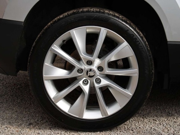 Used Skoda Karoq 2021 for sale - 76340288: Photo 6