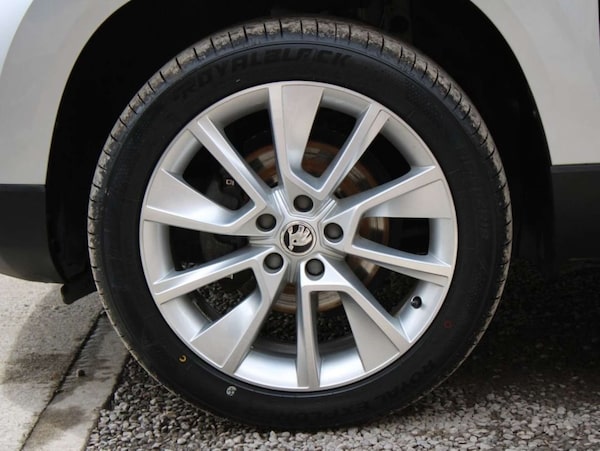 Used Skoda Karoq 2021 for sale - 76340288: Photo 8
