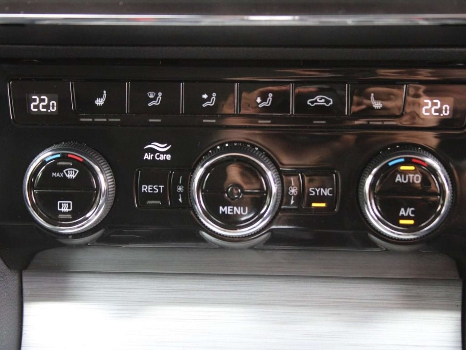 Used Skoda Superb 2020 for sale - 76340276: Photo 13