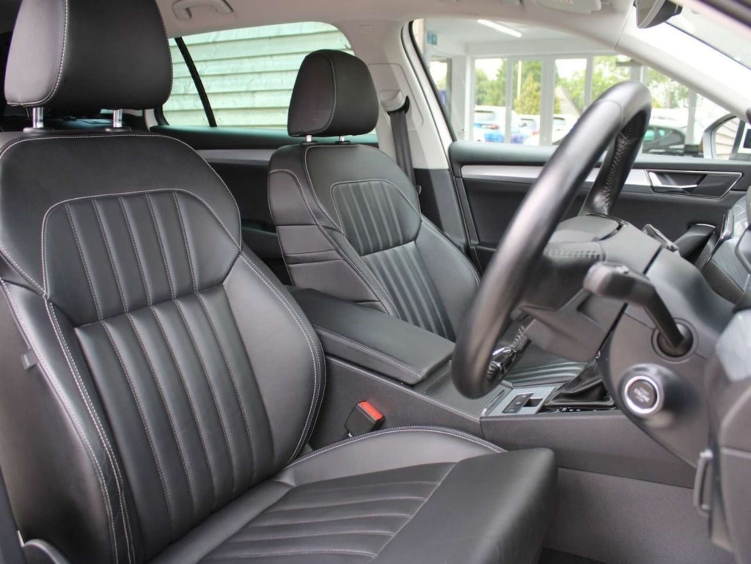Used Skoda Superb 2020 for sale - 76340276: Photo 8