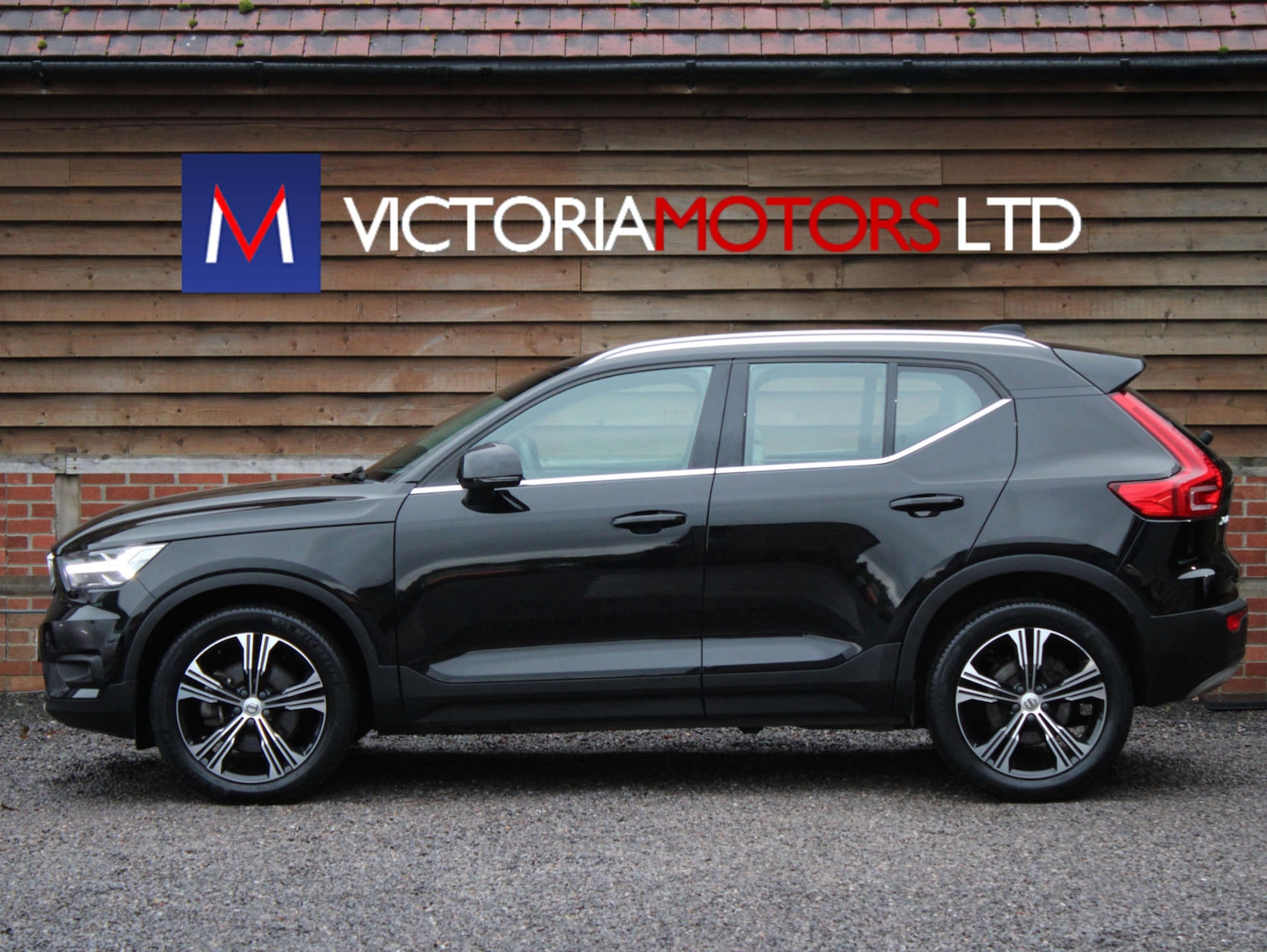 Used Volvo XC40 2020 for sale - 76897267: Photo 2