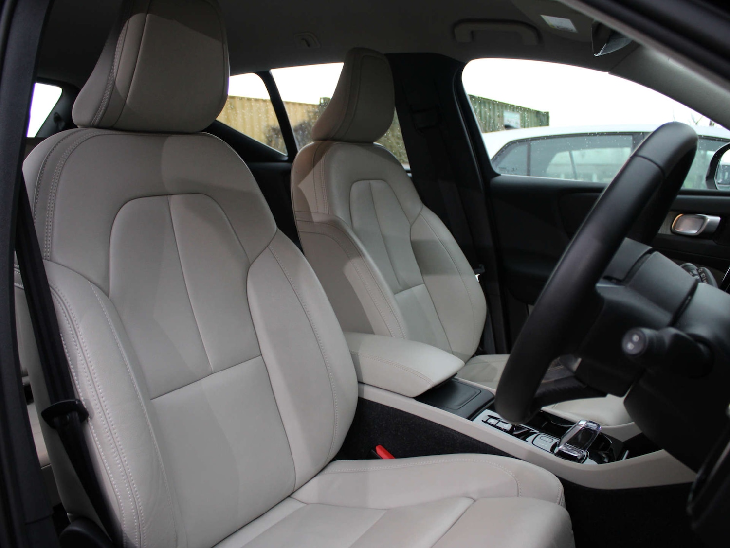 Used Volvo XC40 2020 for sale - 76897267: Photo 8