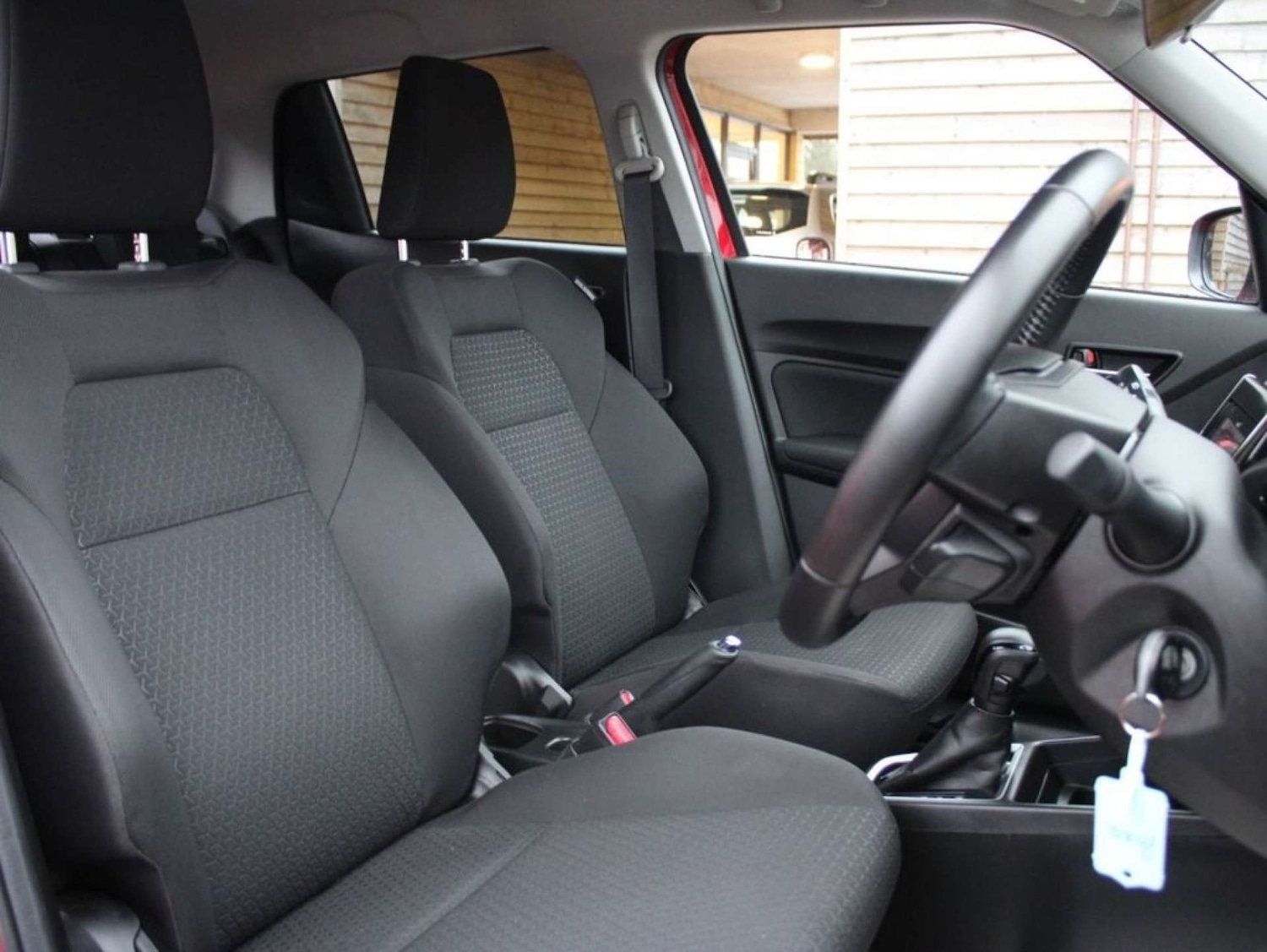 Used Suzuki Swift 2020 for sale - 76340236: Photo 11