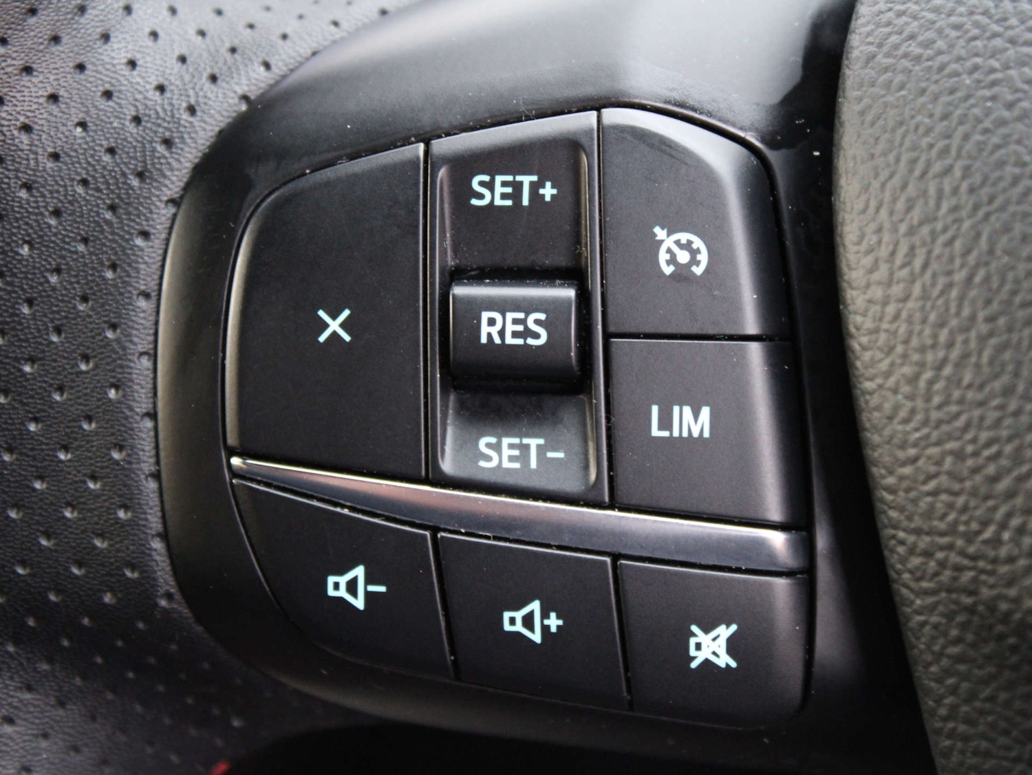 Used Ford Kuga 2021 for sale - 76830165: Photo 16