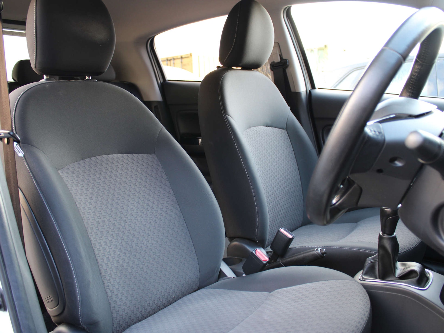 Used Mitsubishi Mirage 2016 for sale - 76829934: Photo 11