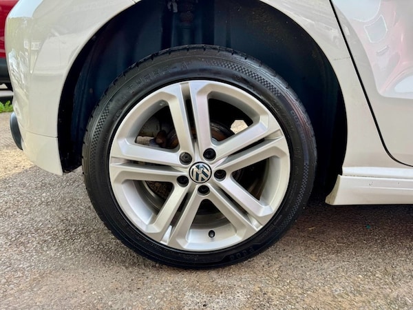 Used Volkswagen Polo 2013 for sale - 76223415: Photo 17