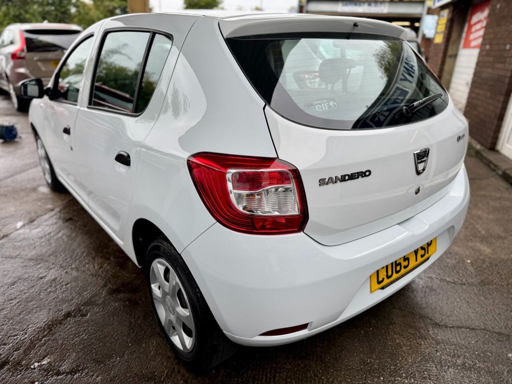 Used Dacia Sandero 2015 for sale - 77275825: Photo 3