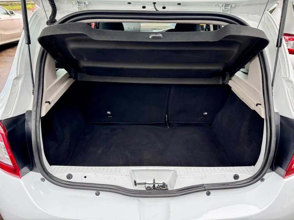 Used Dacia Sandero 2015 for sale - 77275825: Photo 5