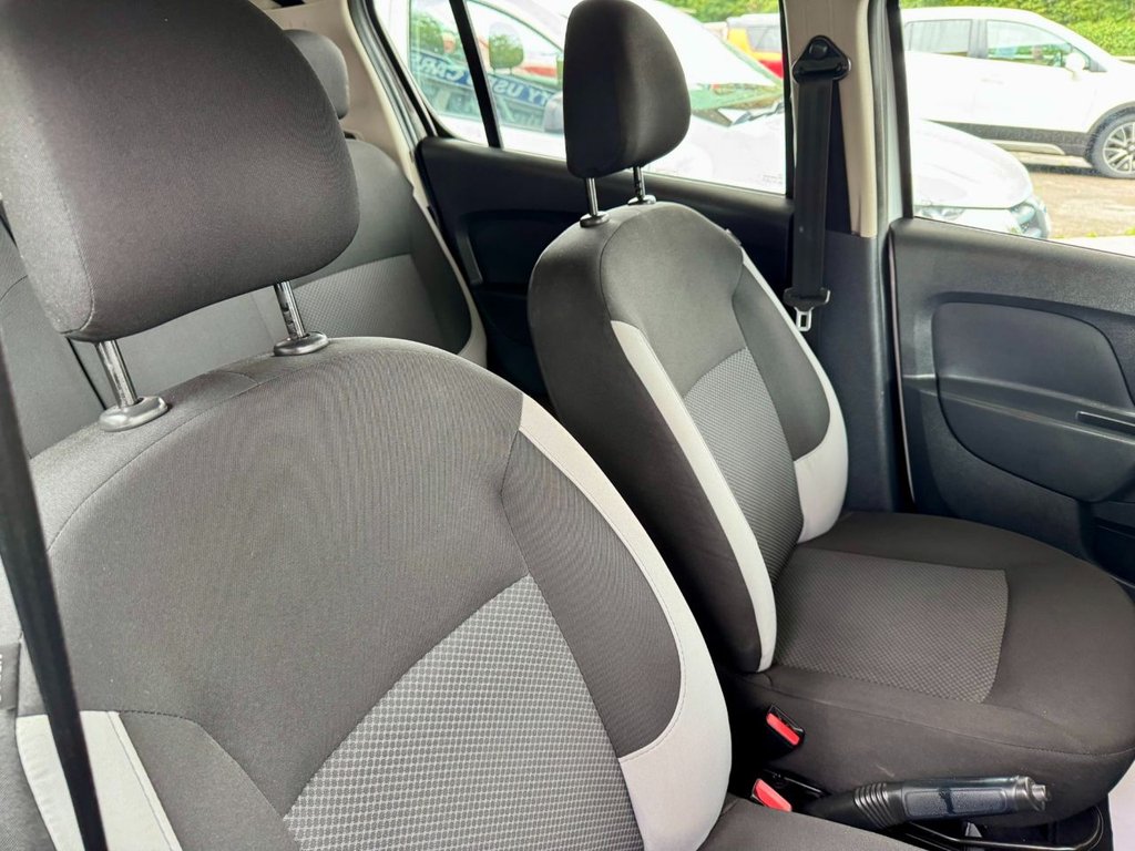 Used Dacia Sandero 2015 for sale - 77275825: Photo 7