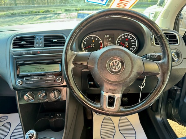 Used Volkswagen Polo 2010 for sale - 74091522: Photo 10