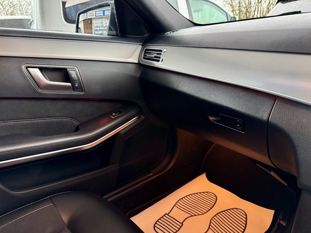 Used Mercedes-Benz E Class 2014 for sale - 76986091: Photo 15