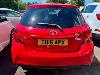 Used Toyota Yaris 2016 for sale - 79103668: Photo