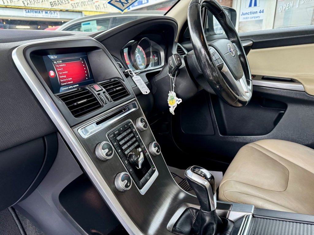 Used Volvo XC60 2015 for sale - 77370127: Photo 11