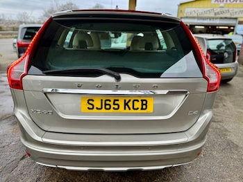 Used Volvo XC60 2015 for sale - 77370127: Photo