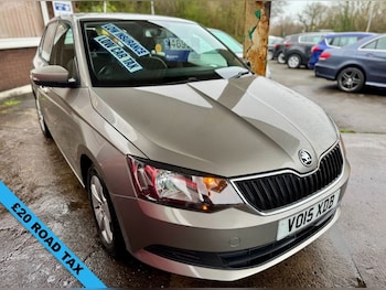 Used Skoda Fabia 2015 for sale - 77642762: Photo