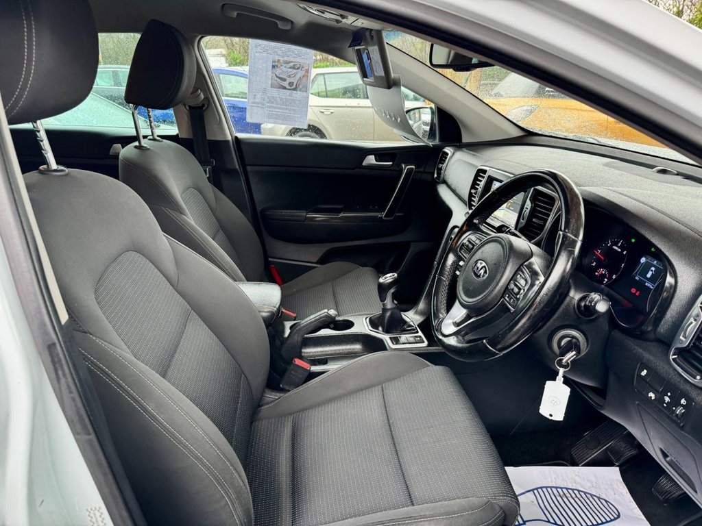 Used Kia Sportage 2017 for sale - 77680719: Photo 2