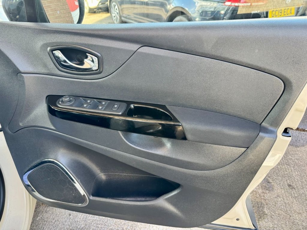 Used Renault Captur 2017 for sale - 77891273: Photo 17