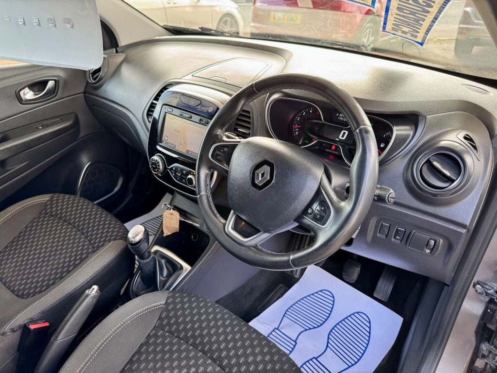 Used Renault Captur 2017 for sale - 76132768: Photo 12