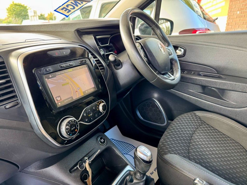Used Renault Captur 2017 for sale - 76132768: Photo 16