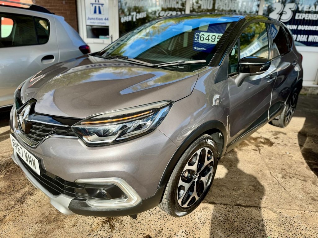 Used Renault Captur 2017 for sale - 76132768: Photo 2