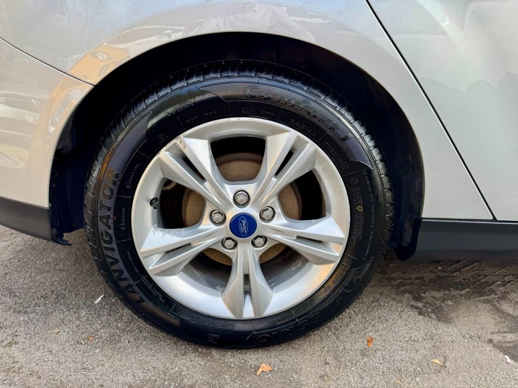 Used Ford Focus 2011 for sale - 76280194: Photo 12