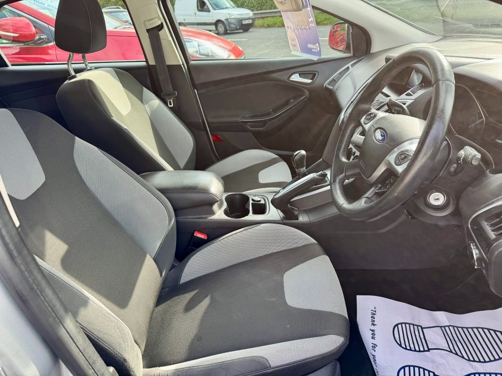 Used Ford Focus 2011 for sale - 76280194: Photo 9