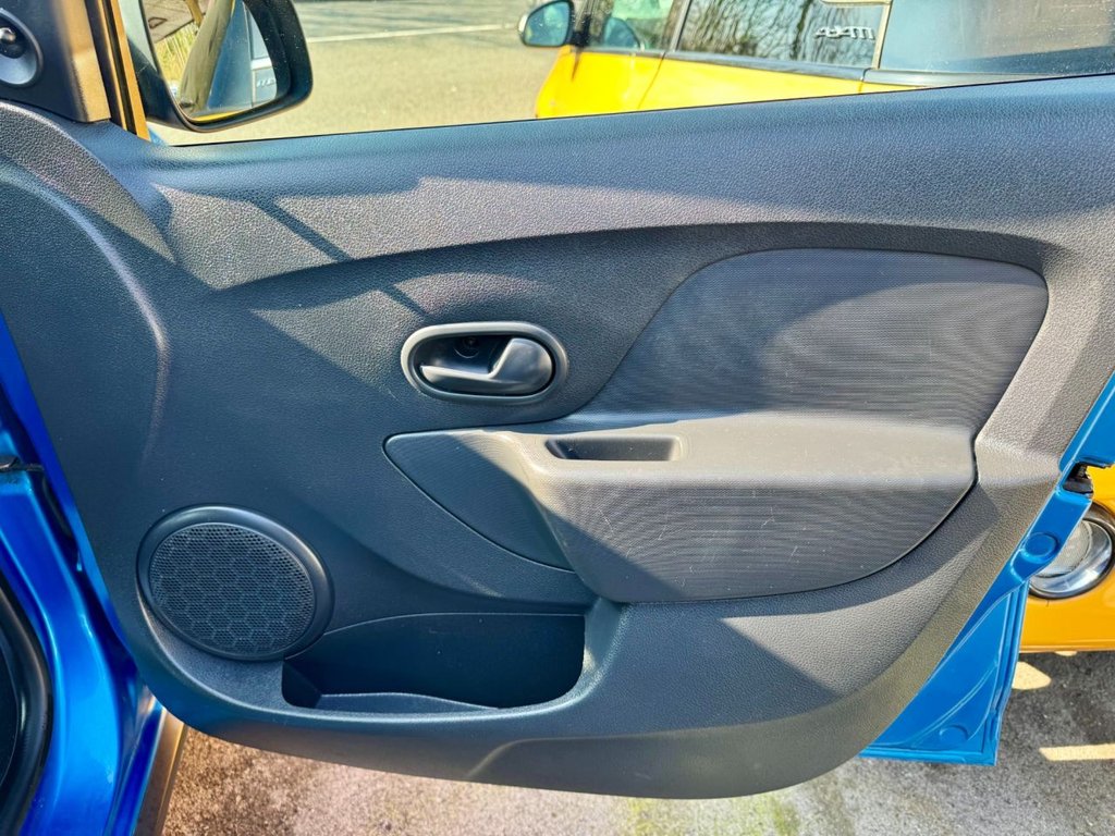 Used Dacia Sandero Stepway 2015 for sale - 77748722: Photo 12