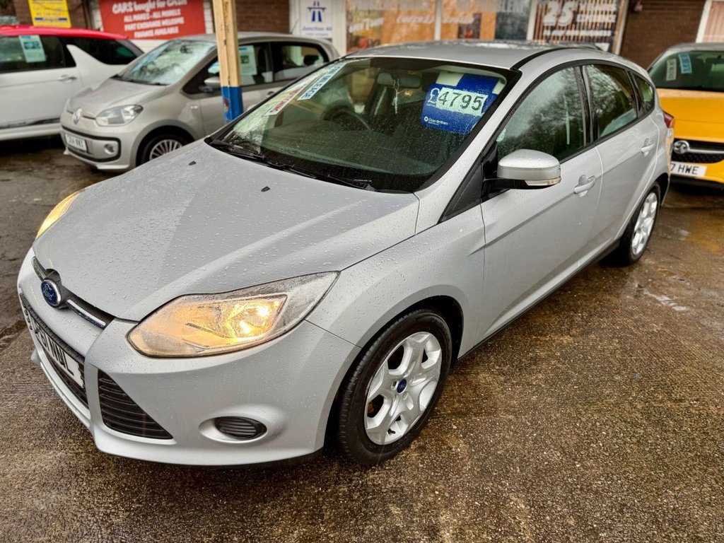 Used Ford Focus 2012 for sale - 77139909: Photo 2