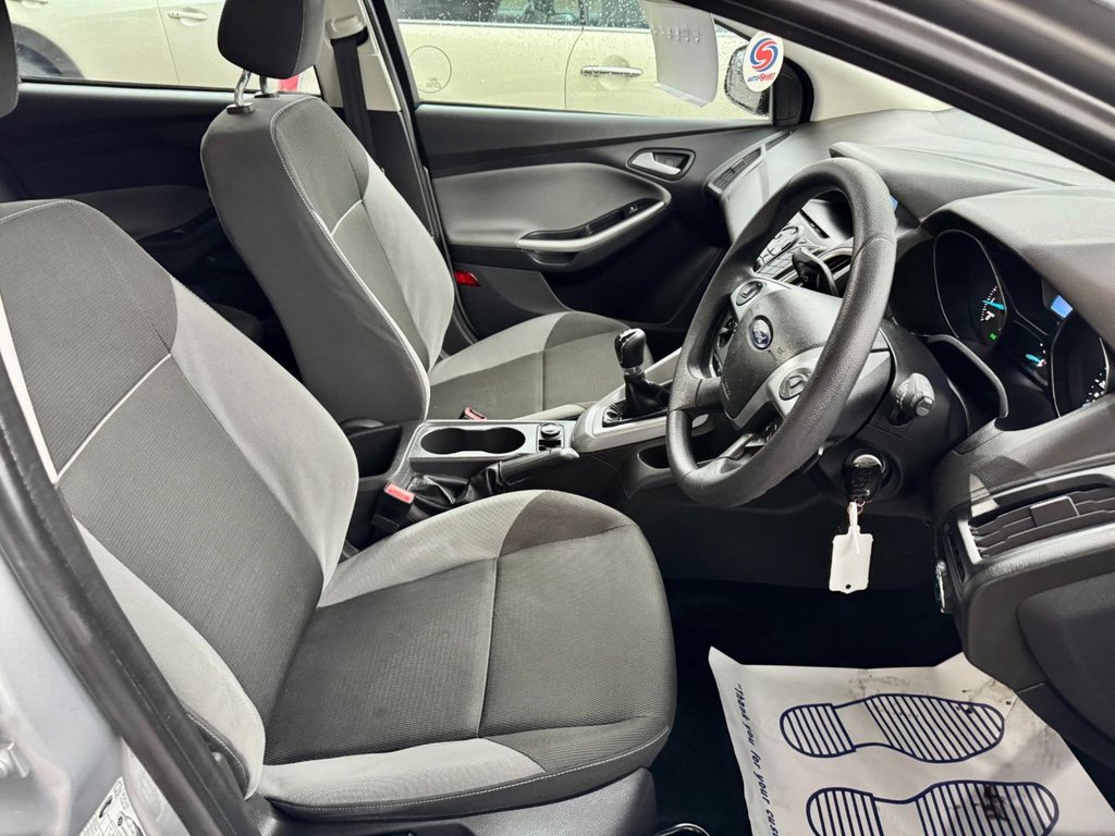 Used Ford Focus 2012 for sale - 77139909: Photo 6