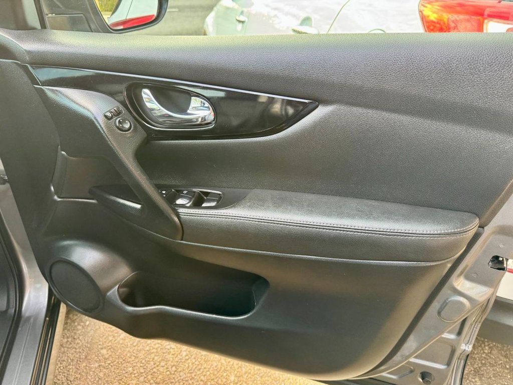 Used Nissan Qashqai 2014 for sale - 76655353: Photo 19