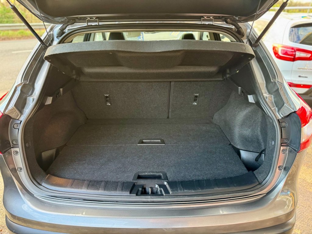 Used Nissan Qashqai 2014 for sale - 76655353: Photo 5