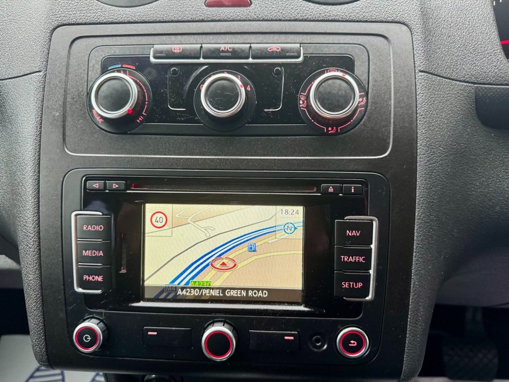 Used Volkswagen Caddy Maxi Life 2013 for sale - 76768519: Photo 12