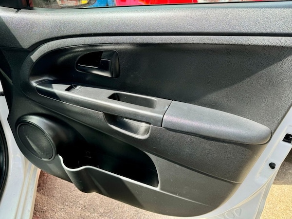 Used Kia Venga 2011 for sale - 74391677: Photo 15
