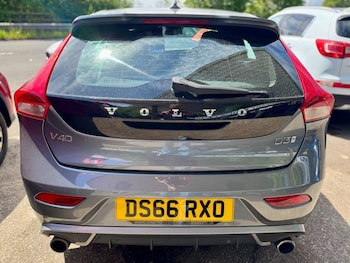 Used Volvo V40 2016 for sale - 78544564: Photo
