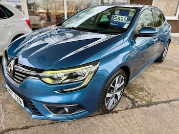 Used Renault Megane 2018 for sale - 77408122: Photo