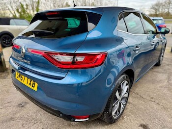 Used Renault Megane 2018 for sale - 77408122: Photo