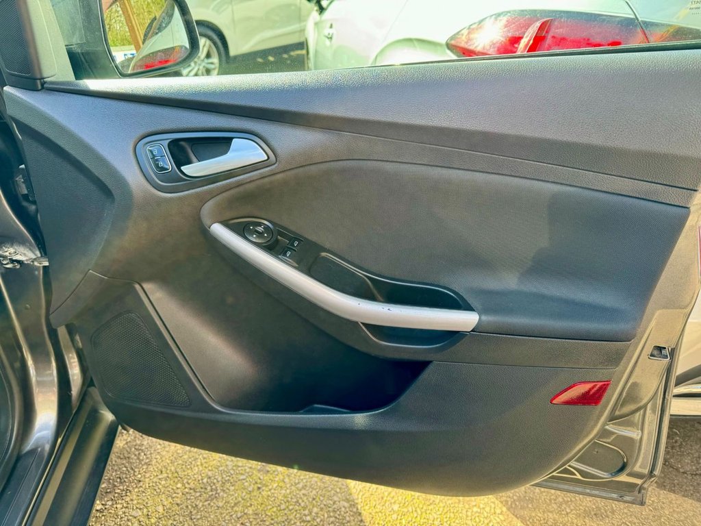 Used Ford Focus 2015 for sale - 78110461: Photo 19