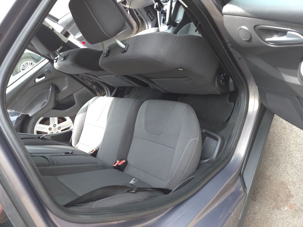 Used Ford Focus 2012 for sale - 77027144: Photo 10