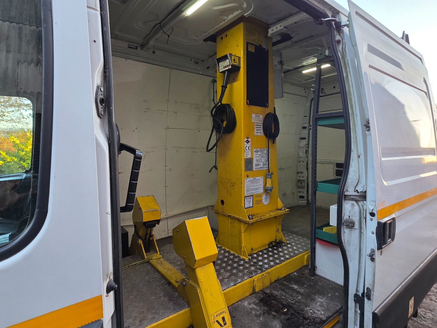 Used Iveco Daily 2013 for sale - 76690090: Photo 11