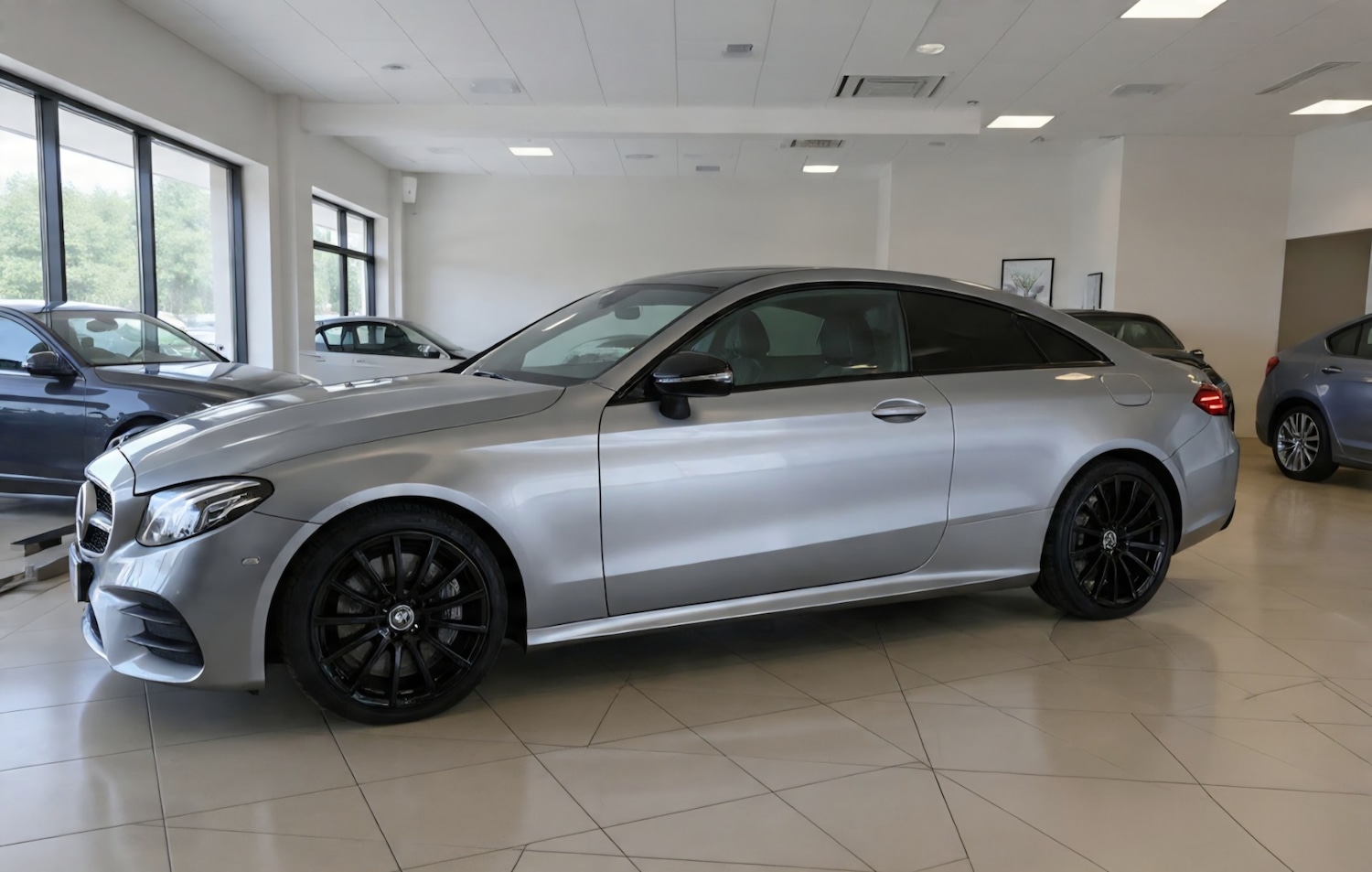 Used Mercedes-Benz E Class 2018 for sale - 77610722: Photo 3