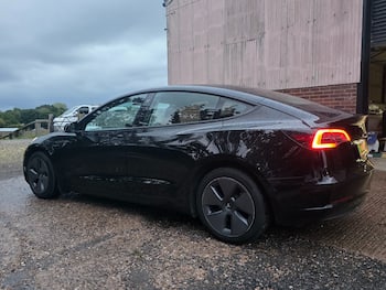 Used Tesla Model 3 2022 for sale - 79687412: Photo