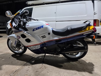 Used Honda CBR 1988 for sale - bike-77906725: Photo