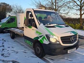 Mercedes-Benz Sprinter feature image