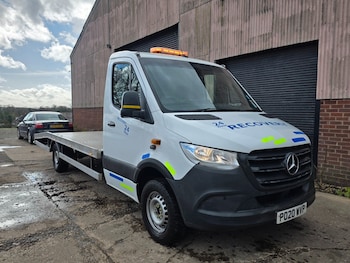 Mercedes-Benz Sprinter feature image